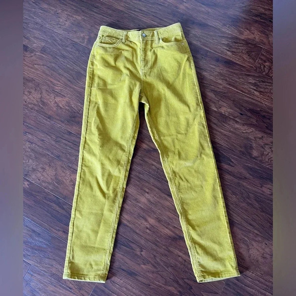 BDG Urban Outfitters Mustard Yellow Corduroy Mom Jeans- Size 28 - Picture 1 of 12